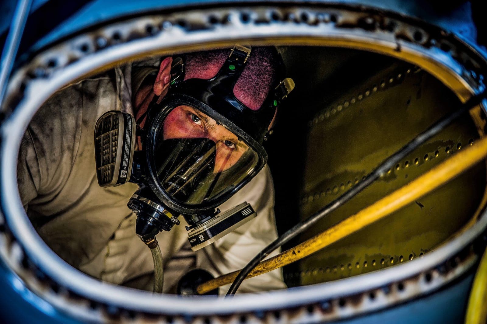 Aircraft Fuel Systems (2A6X4) Airmen at work