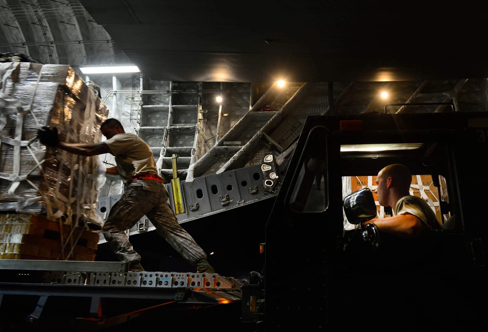 Air Transportation (2T2X1) Airmen at work