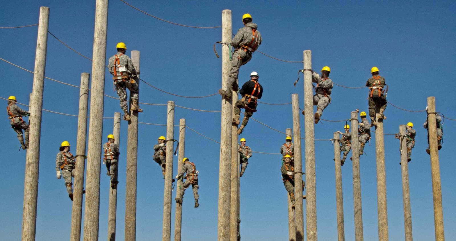 Electrical Systems (3E0X1) Airmen at work