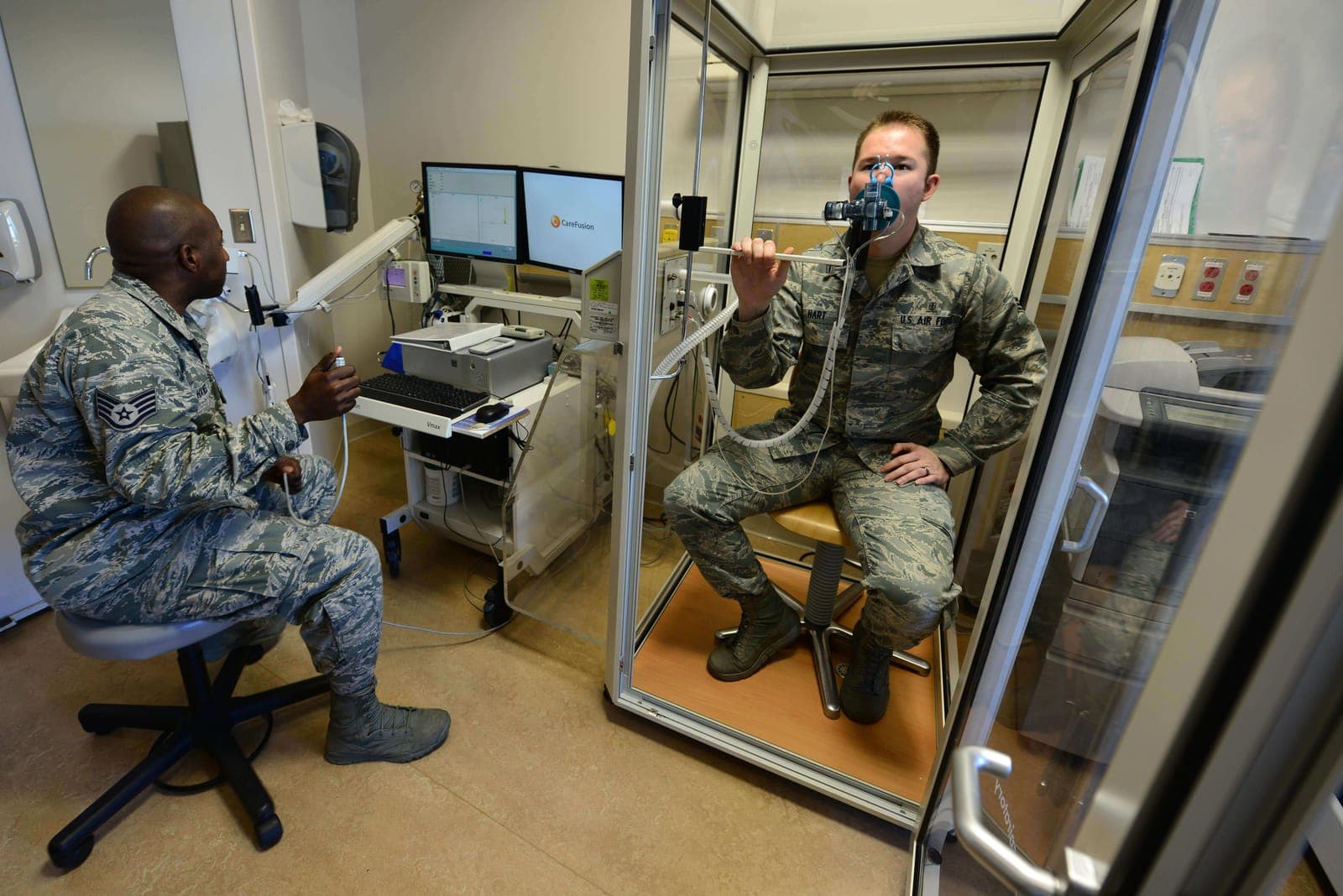 Respiratory Care Practitioner (4H0X1) Airmen at work