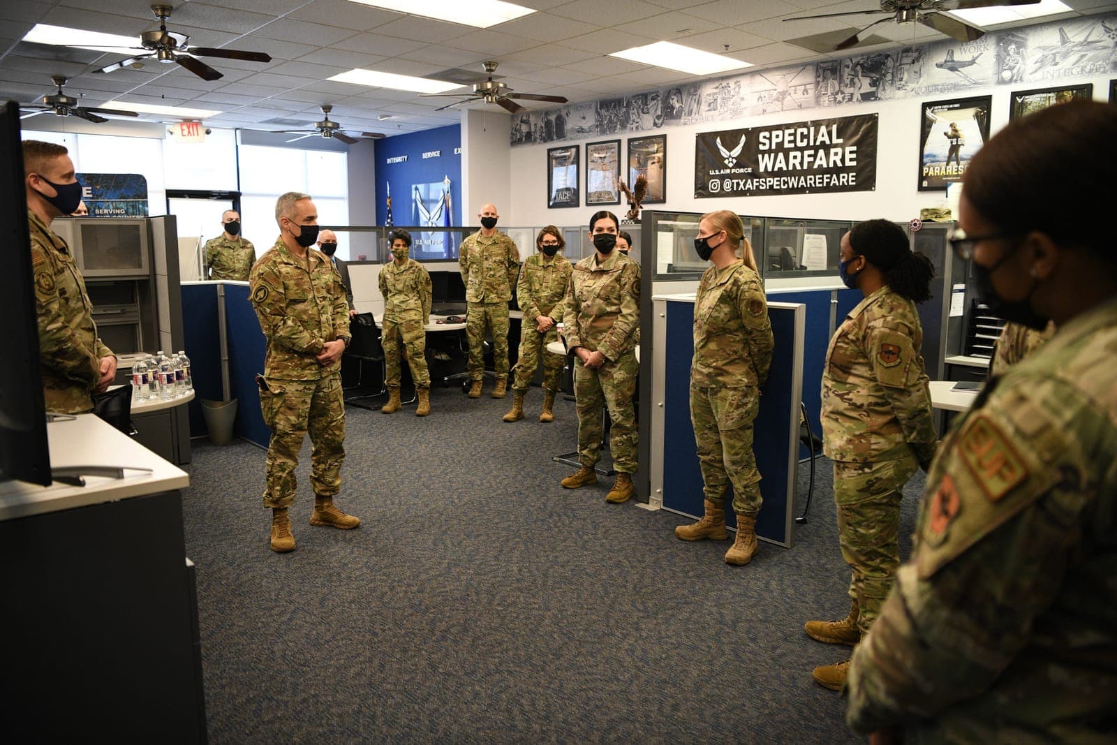 Enlisted Accessions Recruiter (8R000) Airmen at work
